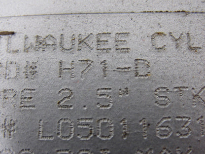 Milwaukee H71-D Pneumatic Air Cylinder 2.5" Bore 10" Stroke Double Rod