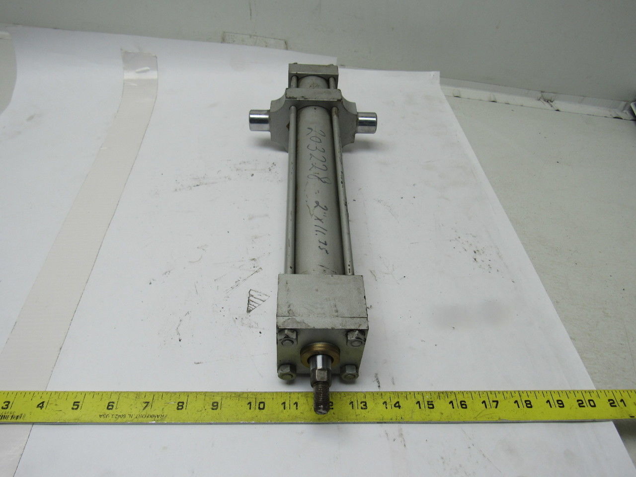 Milwaukee A-73 2" Bore 11-3/4" Stroke 5/8" Rod DBL Acting Air Cylinder 250PSI
