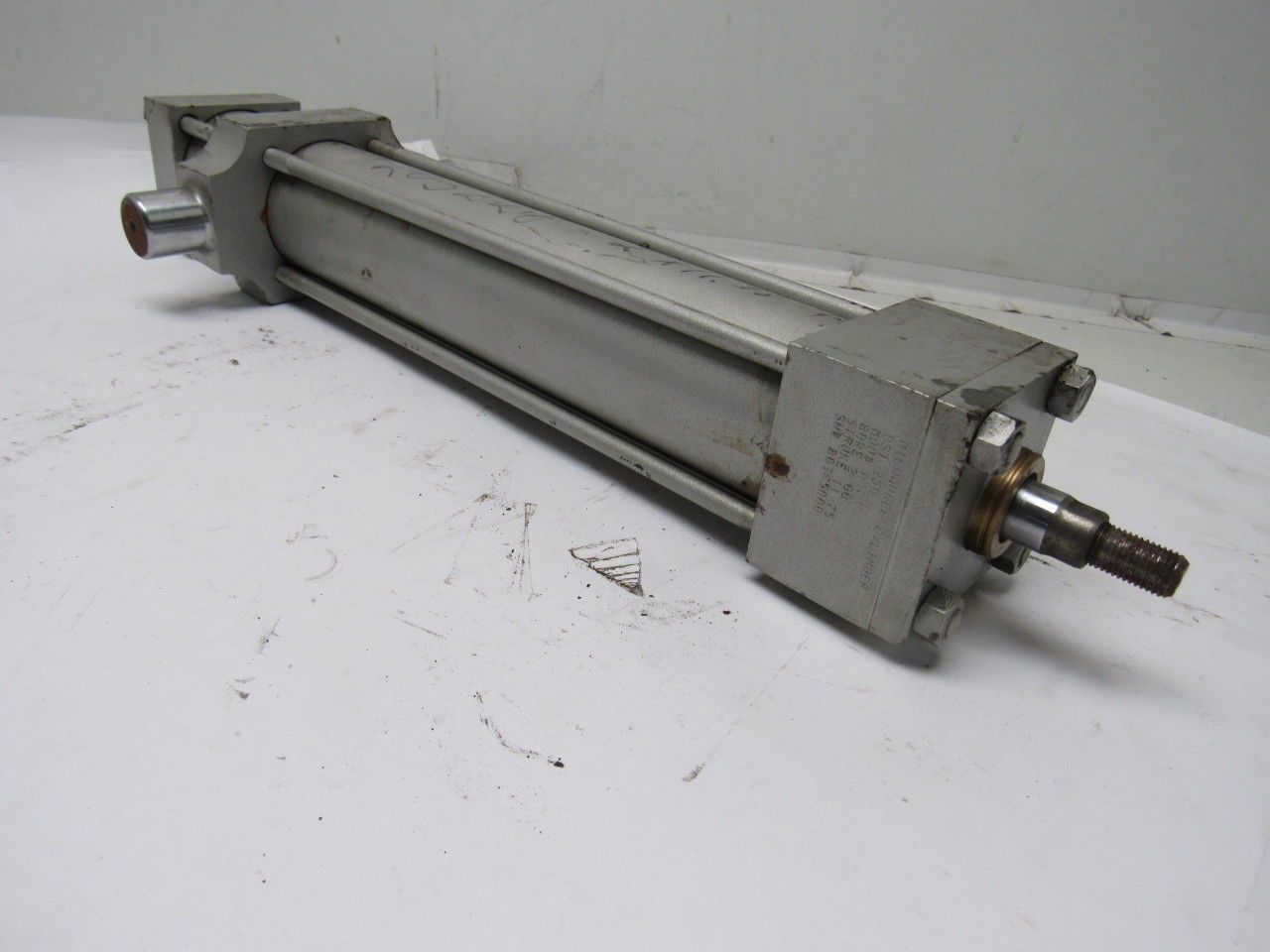 Milwaukee A-73 2" Bore 11-3/4" Stroke 5/8" Rod DBL Acting Air Cylinder 250PSI