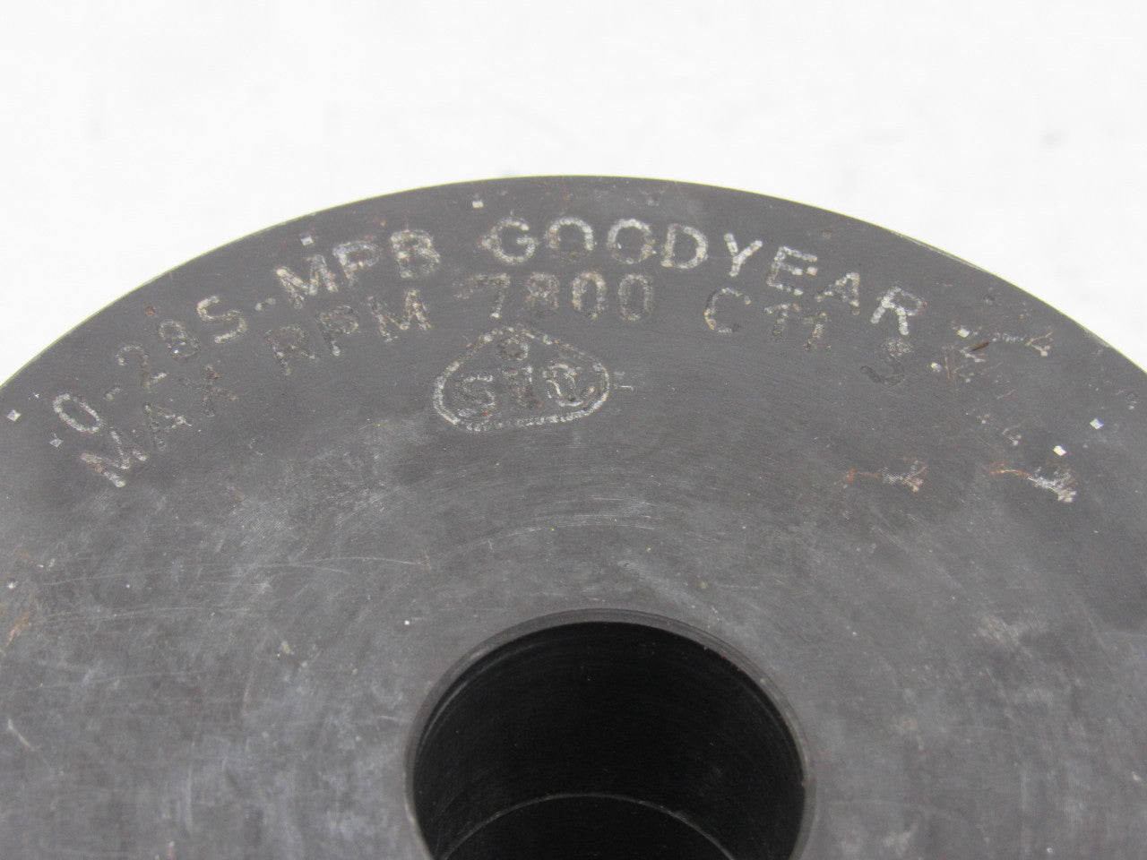 Goodyear Eagle .0-28S-MPB 15/16" Bore Pulley