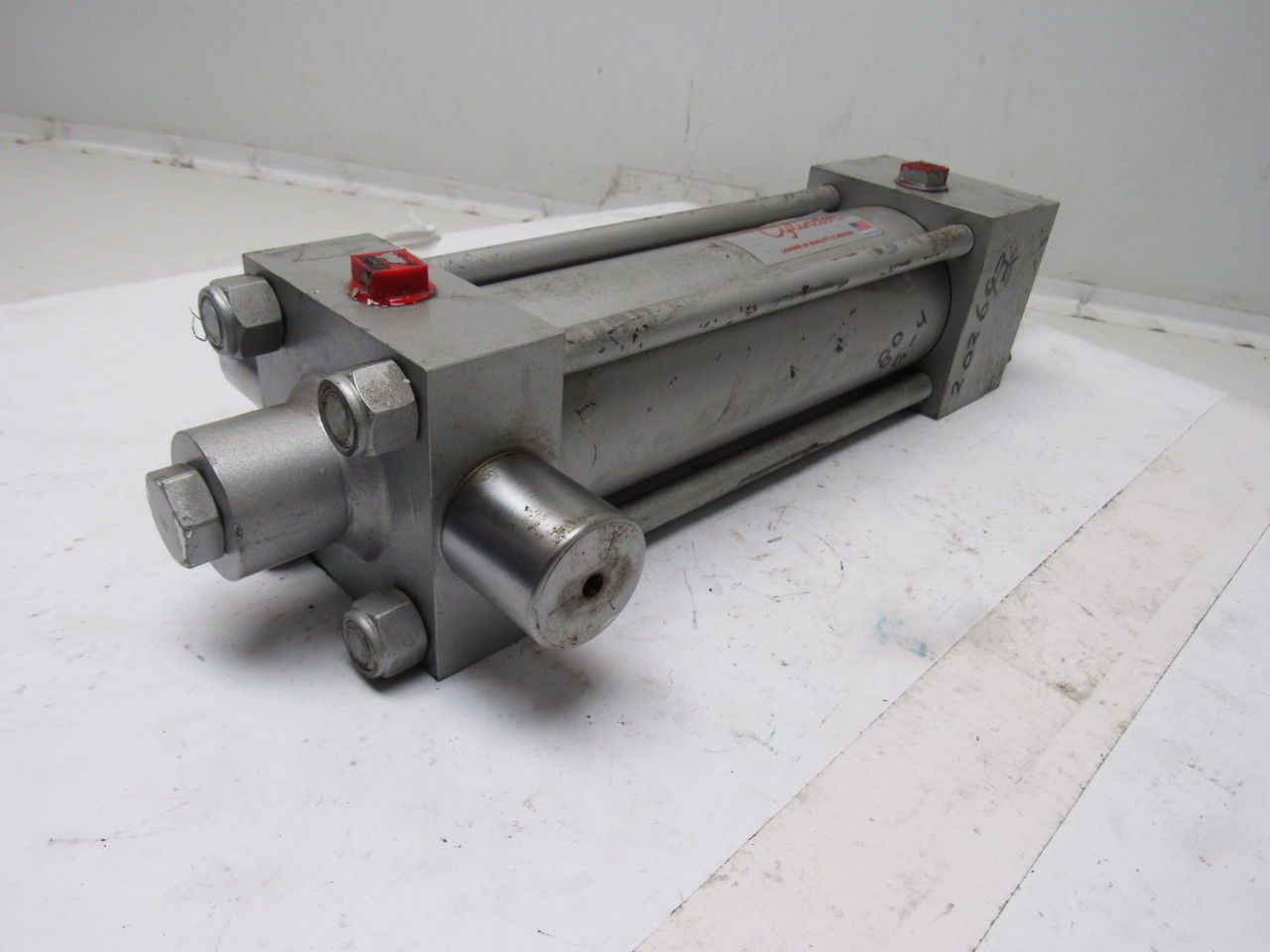 Milwaukee C-18351 2-1/2" Bore 7" Stroke 1-3/8" Rod Trunnion Hydraulic Cylinder