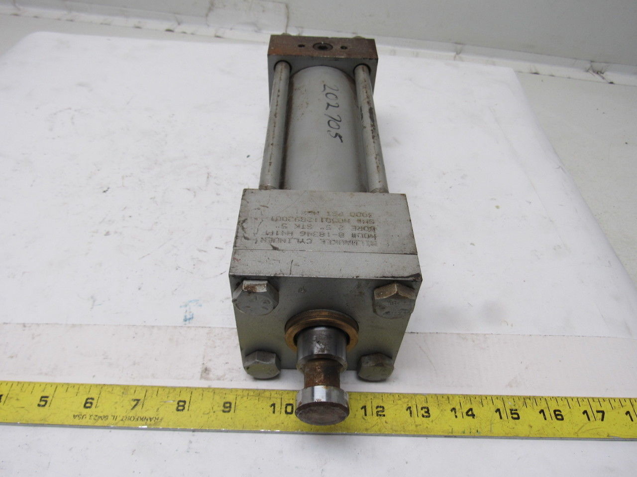 Milwaukee B-18346 2-1/2" Bore 5" Stroke 1" Rod 3000PSI Hydraulic Cylinder