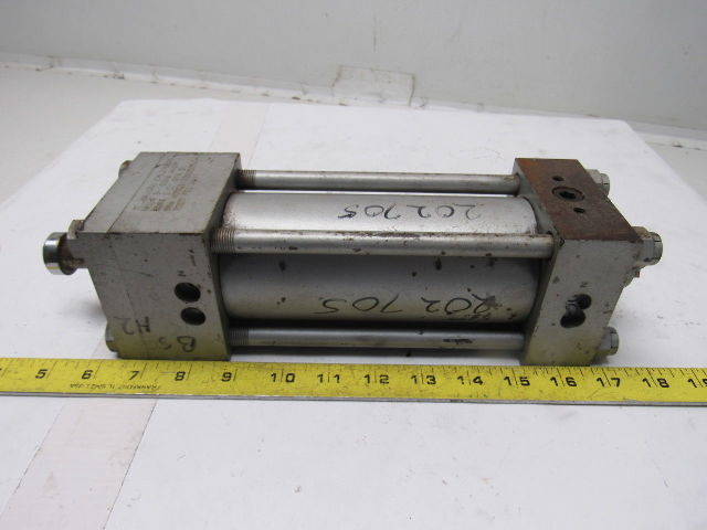 Milwaukee B-18346 2-1/2" Bore 5" Stroke 1" Rod 3000PSI Hydraulic Cylinder