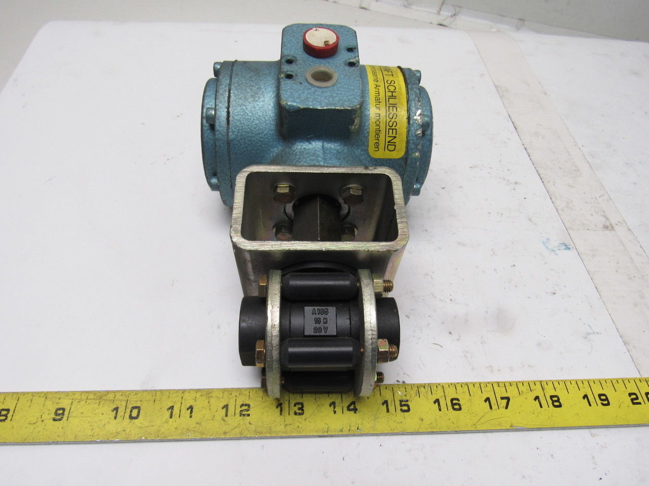 AMG SAF010 F05 Pneumatic Actuator Double Acting 3/4" NPT