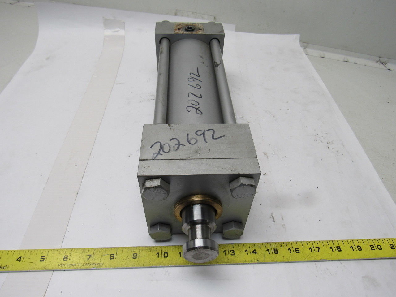 Milwaukee B-18350 3-1/4" Bore 7" Stroke 1-3/8" Rod 3000PSI Hydraulic Cylinder