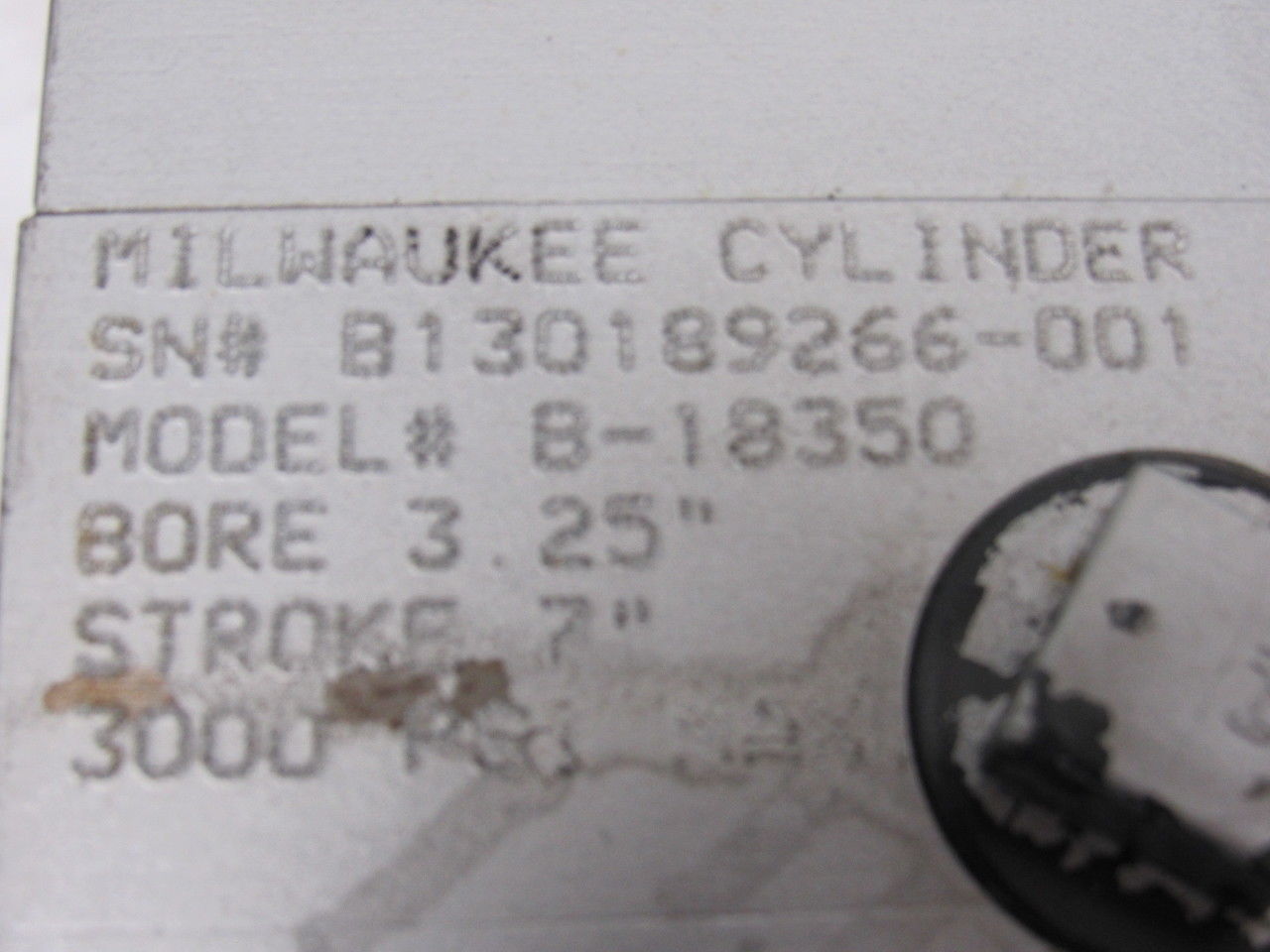 Milwaukee B-18350 3-1/4" Bore 7" Stroke 1-3/8" Rod 3000PSI Hydraulic Cylinder