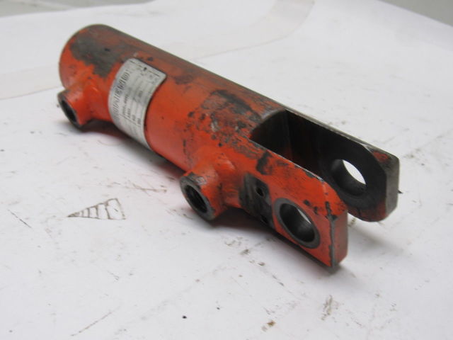 Loramendi 202.601 Welded Hydraulic Cylinder 40mm Bore 90mm Stroke Clevis Ends