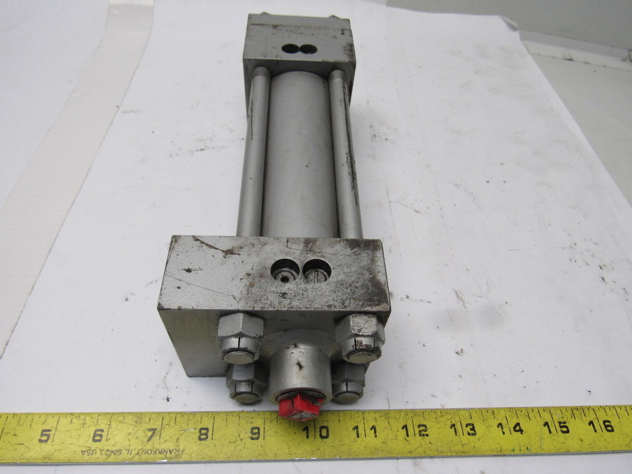 Milwaukee H41PF 2" Bore 4-1/2" Stroke 1" Rod 3000 PSI Hydraulic Cylinder