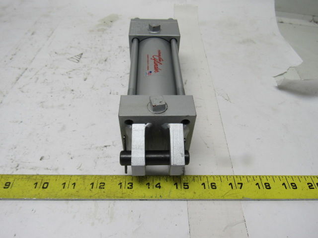 Milwaukee LH-61 3-1/4" Bore 2" Stroke 3/8" Rod Clevis 1500PSI Cylinder