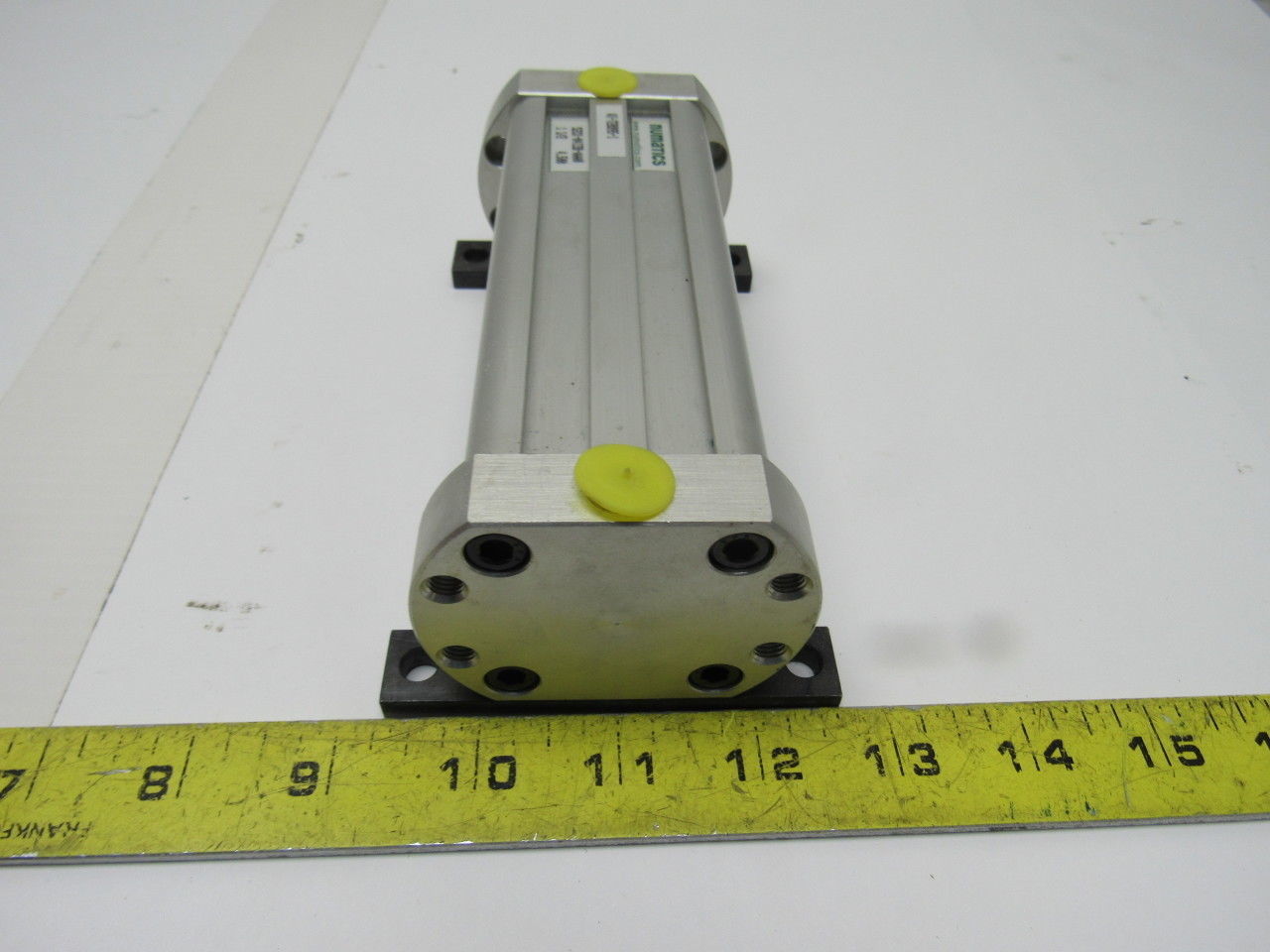 Numatics S2CK-0413B-AAA0 1-1/2" Bore 4-1/2" Stroke 5/8" Rod  Air Cylinder