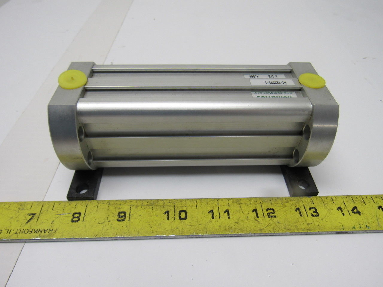 Numatics S2CK-0413B-AAA0 1-1/2" Bore 4-1/2" Stroke 5/8" Rod  Air Cylinder