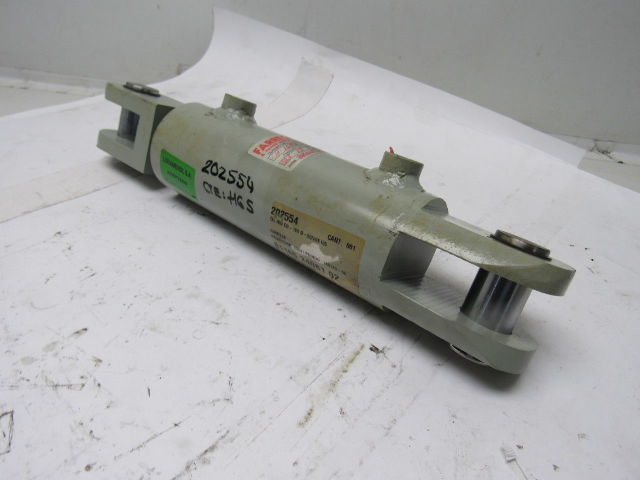 Loramendi Welded Hydraulic Cylinder 40mm Bore 90mm Stroke Clevis Ends