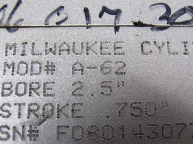 Milwaukee A62 Pneumatic Air Tie Rod Cylinder 2-1/2" Bore 3/4" Stroke Rod Clevis