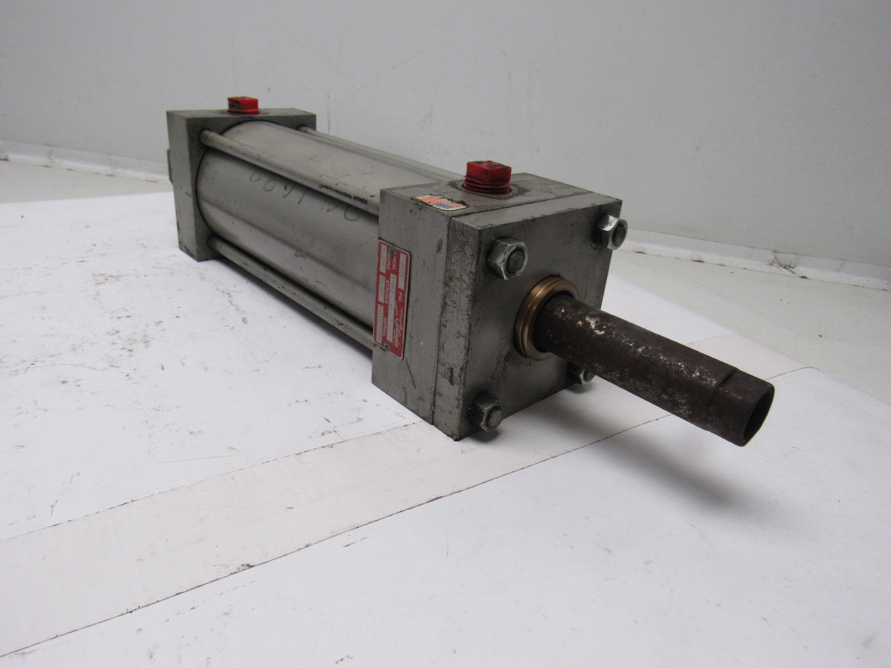Milwaukee A-61 Pneumatic Air Tie Rod Cylinder 3-1/4" Bore 6-1/4" Stroke