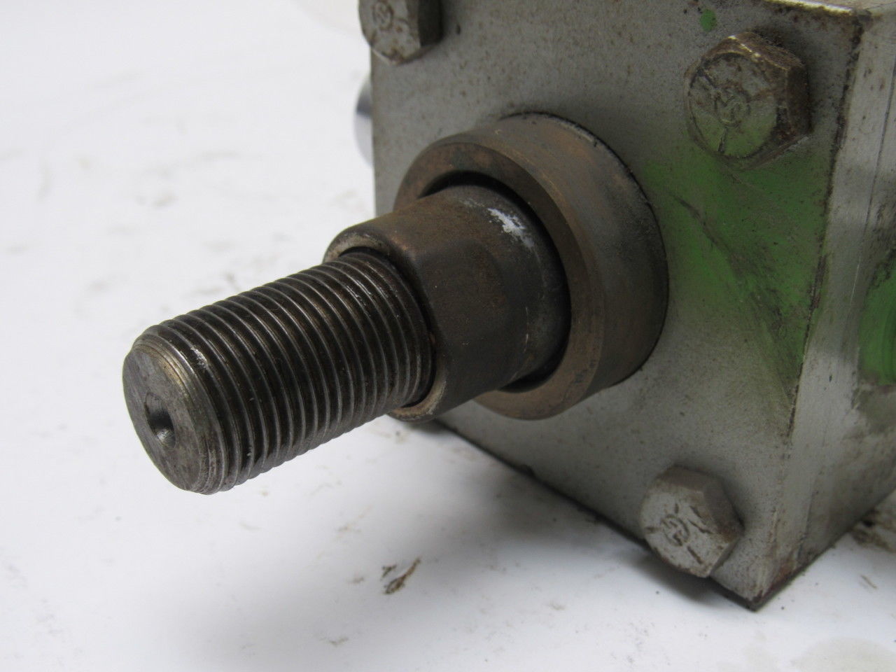Milwaukee 121-71-24S-2 Pneumatic Air Cylinder 2-1/2" Bore X 7-1/2" Stroke