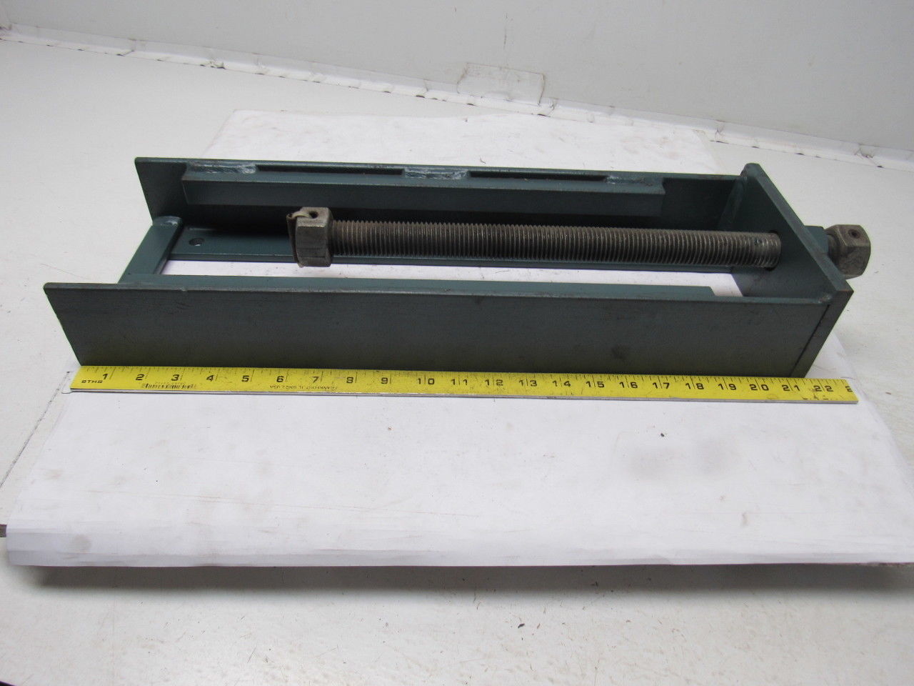 Rexnord ZAT8-2207-12 Normal Duty Spherical Roller Center Pull Take-Up WO/Bearing
