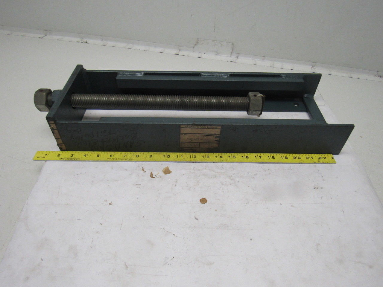 Rexnord ZAT8-2207-12 Normal Duty Spherical Roller Center Pull Take-Up WO/Bearing
