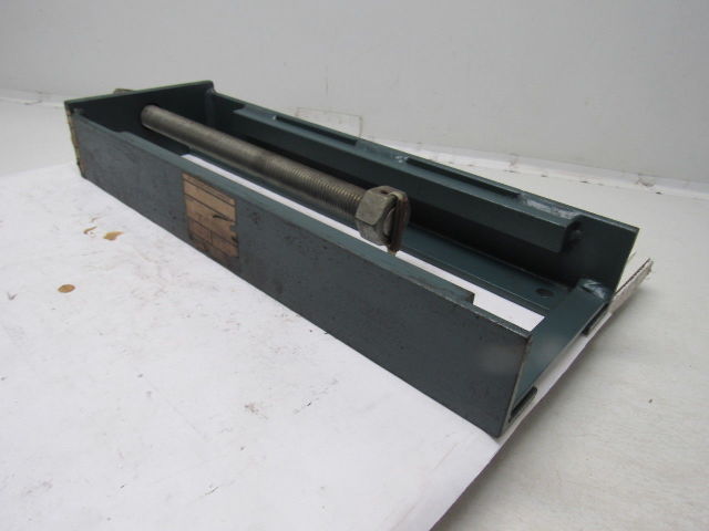 Rexnord ZAT8-2207-12 Normal Duty Spherical Roller Center Pull Take-Up WO/Bearing