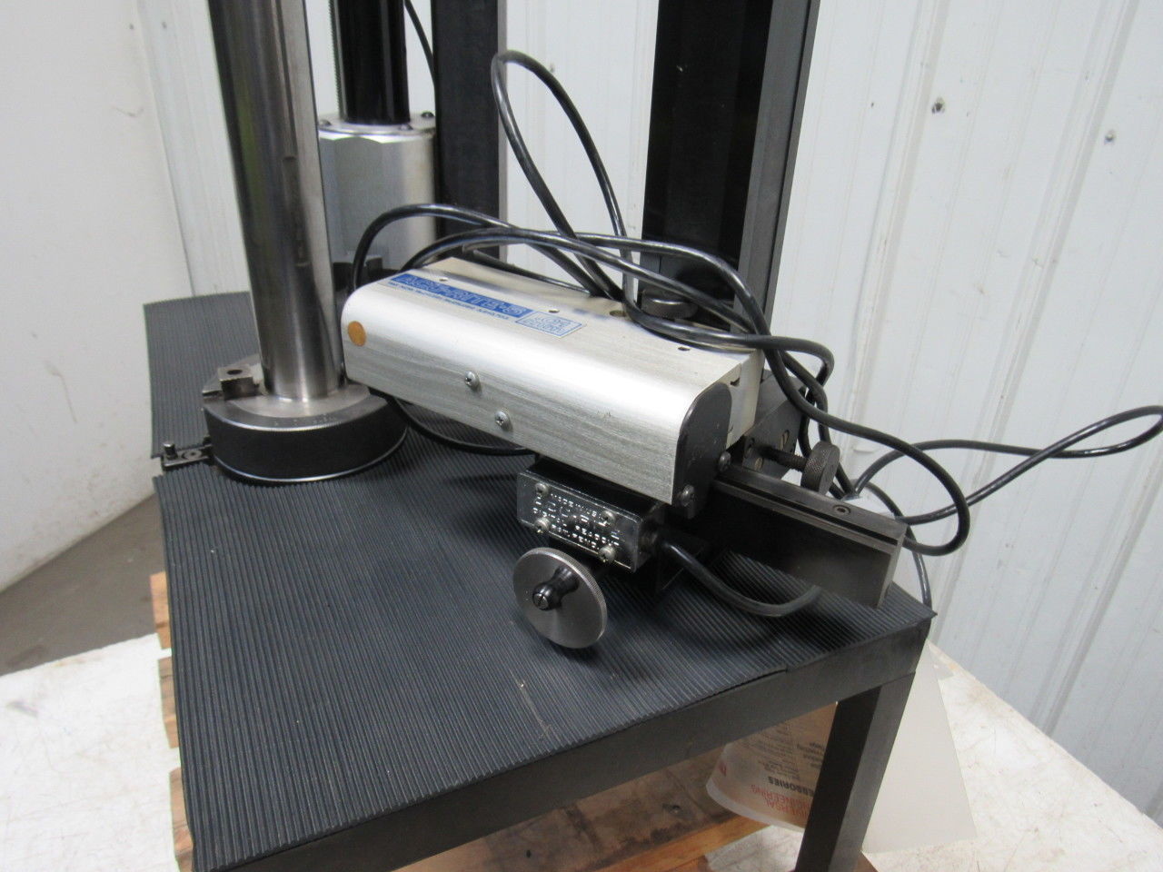 Universal Engineering 508946 Dual Column Digital Presetting Gauge