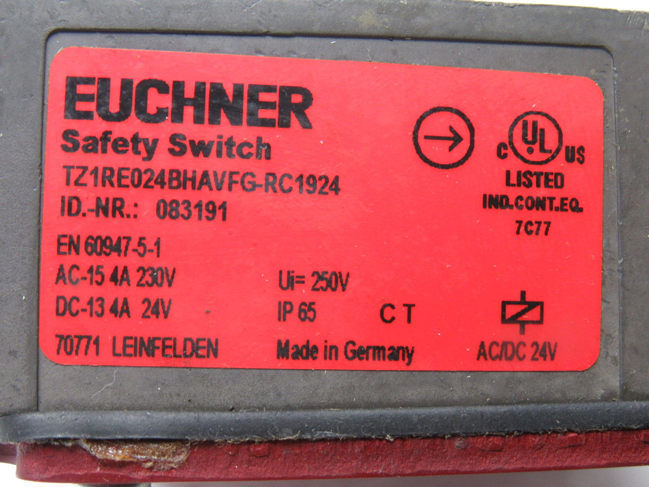 Euchner TZ1RE024BHAVFG-RC1924 Mechanical Release Safety Switch W/Actuator