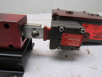 Euchner TZ1RE024BHAVFG-RC1924 Mechanical Release Safety Switch W/Actuator