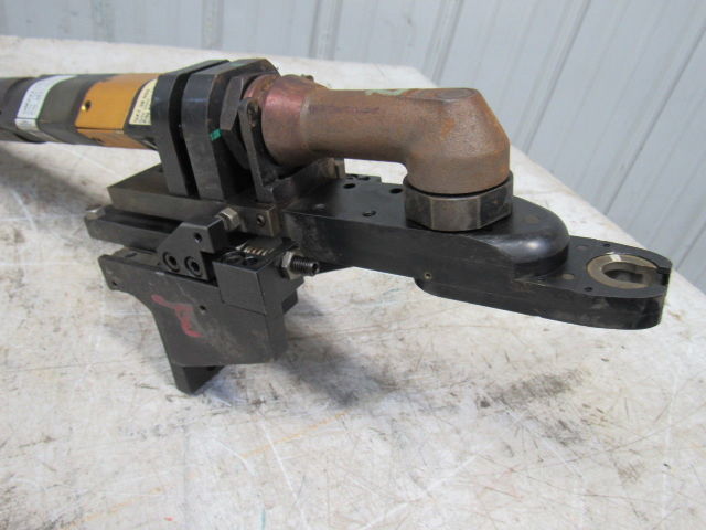 Atlas Copco QMX42-7RTV 1/2" Drive 360RPM Right Angle Nut Runner