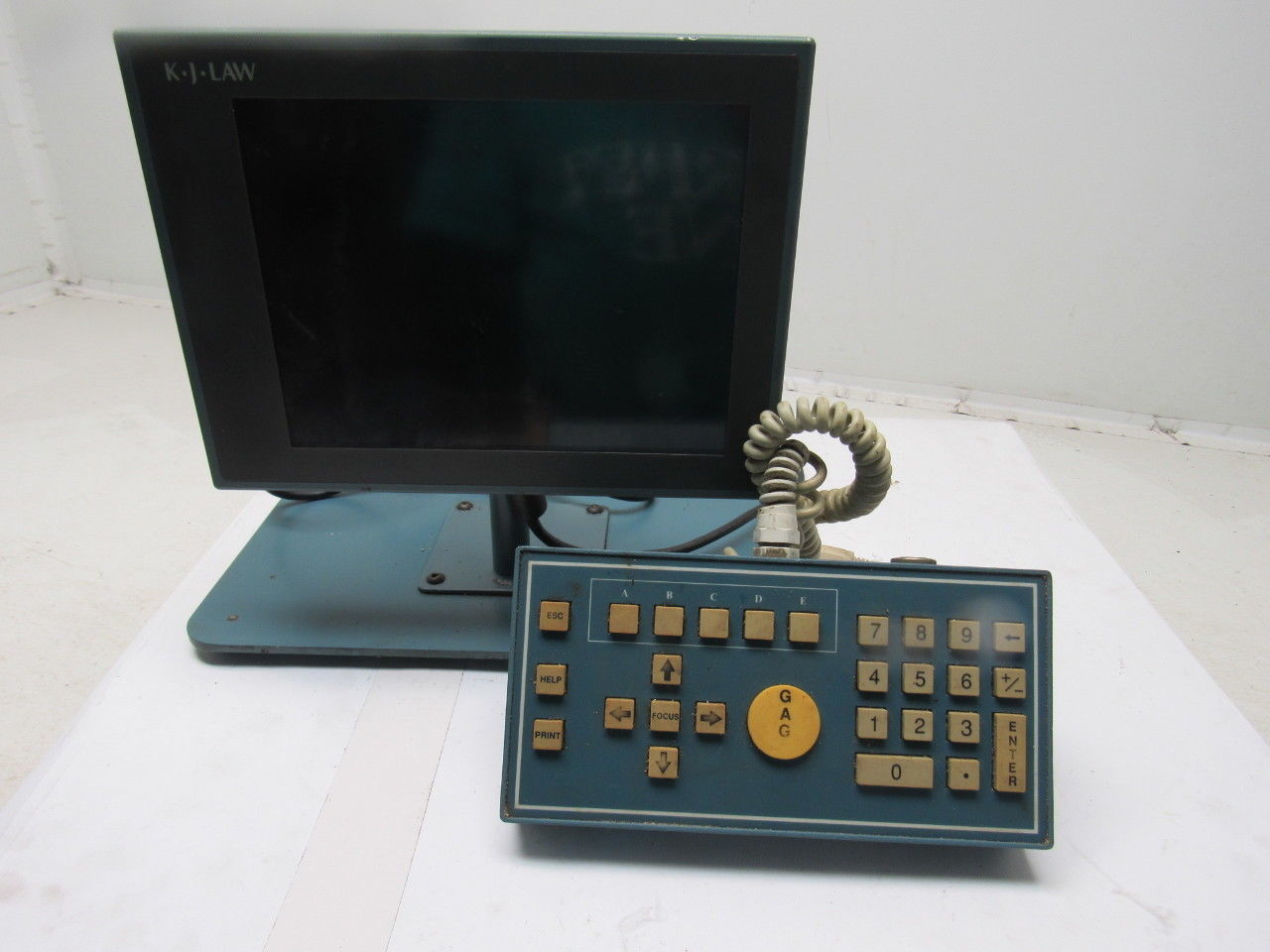 K J Law G2500 M3300-ES03 Ultra Gage Key Box Pad & 10" Monitor Display