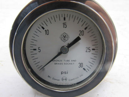 Mc Daniel Control 0-30 PSI Pneumatic Pressure Gauge Back Port Panel Mount 3-1/2"