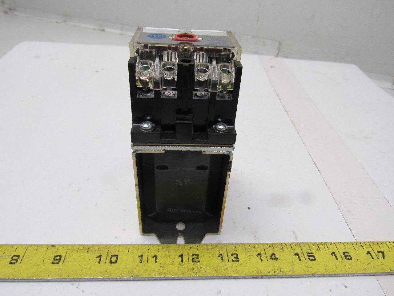 A-B Allen Bradley 700DC-P200DZ24 Ser. D General Purpose Relay