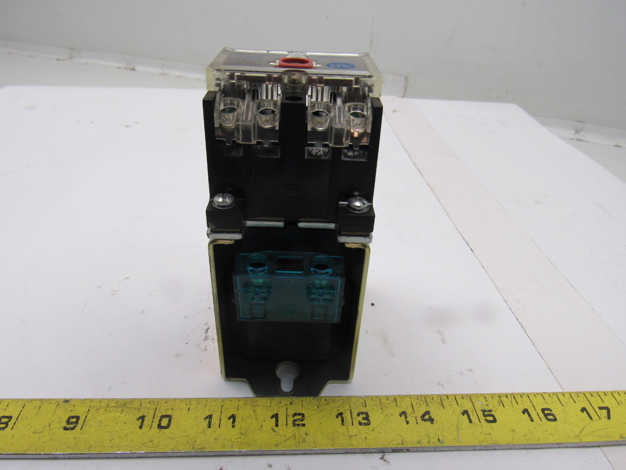 A-B Allen Bradley 700DC-P200DZ24 Ser. D General Purpose Relay