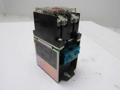 A-B Allen Bradley 700DC-P200DZ24 Ser. D General Purpose Relay