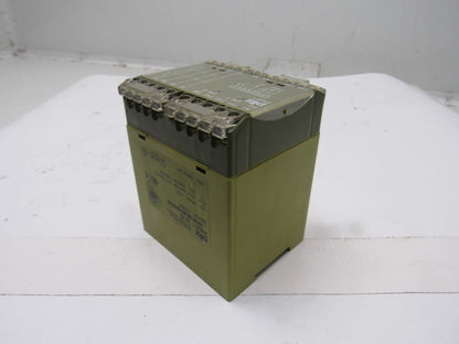 Pilz PNOZ 1 3S/1O ID Nr. 475695 E-Stop Safety Gate Relay 24VDC