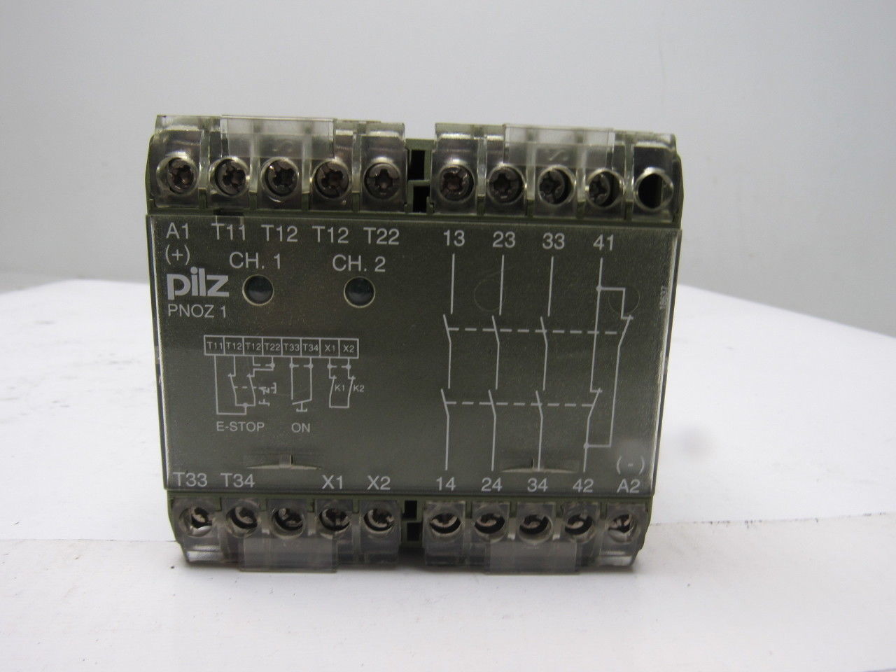 Pilz PNOZ 1 3S/1O ID Nr. 475695 E-Stop Safety Gate Relay 24VDC