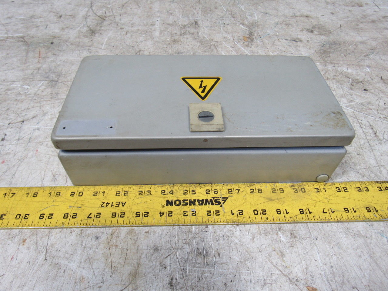 Phoenix Contact 2719470 Coupling module IBS CT 24 IO GT-T W/Enclosure