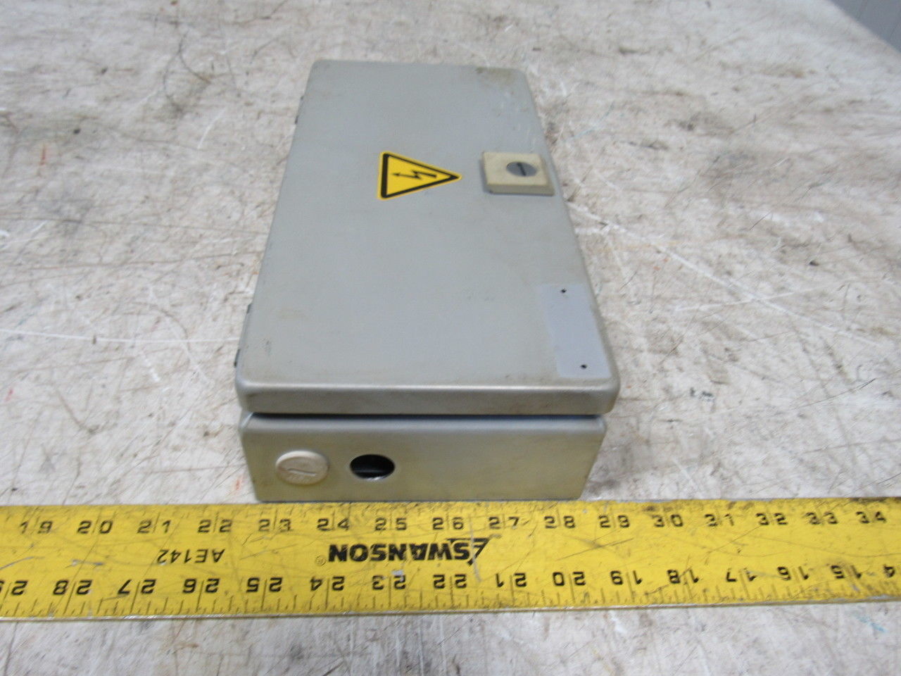 Phoenix Contact 2719470 Coupling module IBS CT 24 IO GT-T W/Enclosure