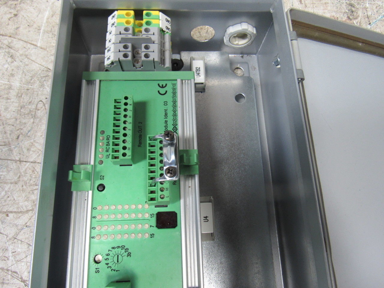 Phoenix Contact 2719470 Coupling module IBS CT 24 IO GT-T W/Enclosure
