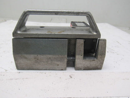 Allen Bradley 802F-E60M10-S7 300VAC Safety Interlock Switch W/R.H. Door Handle