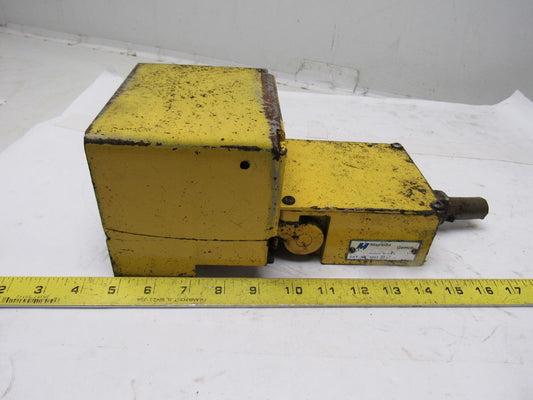 MagneTek Gemco 10251411 Type B 600V AC/DC Guarded Foot Pedal Operator Switch