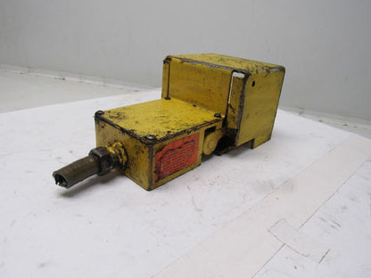 MagneTek Gemco 10251411 Type B 600V AC/DC Guarded Foot Pedal Operator Switch