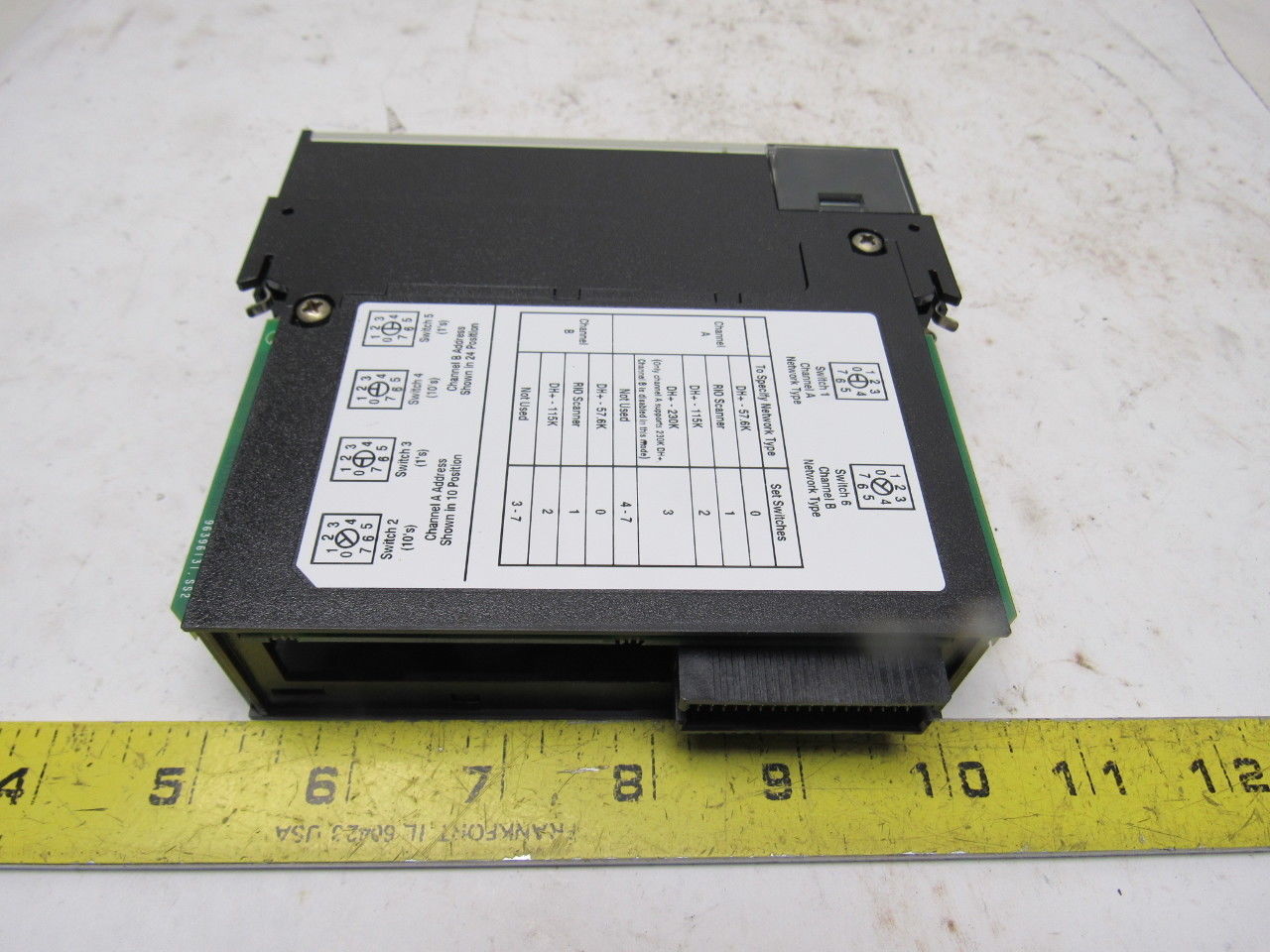 Phoenix Contacts MCR-S50/U/I-O/SW/DC 20-30VDC AC Current To Analog Transducer