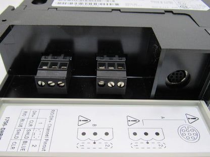 Phoenix Contacts MCR-S50/U/I-O/SW/DC 20-30VDC AC Current To Analog Transducer