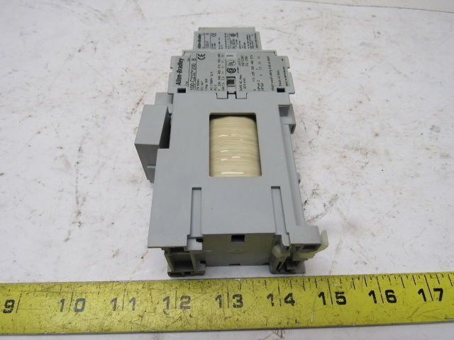 Allen Bradley 100-C23Z*200  100-C23ZJ200 Ser B 600V 30A IEC Contactor 24VDC Coil