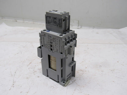 Allen Bradley 100-C23Z*200  100-C23ZJ200 Ser B 600V 30A IEC Contactor 24VDC Coil