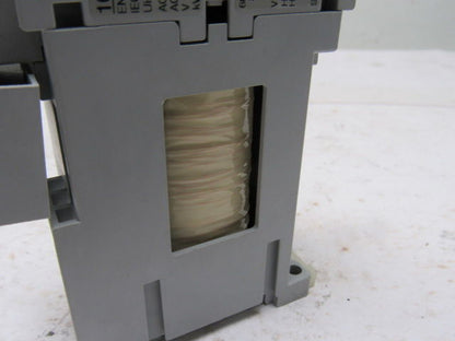 Allen Bradley 100-C23Z*200  100-C23ZJ200 Ser B 600V 30A IEC Contactor 24VDC Coil