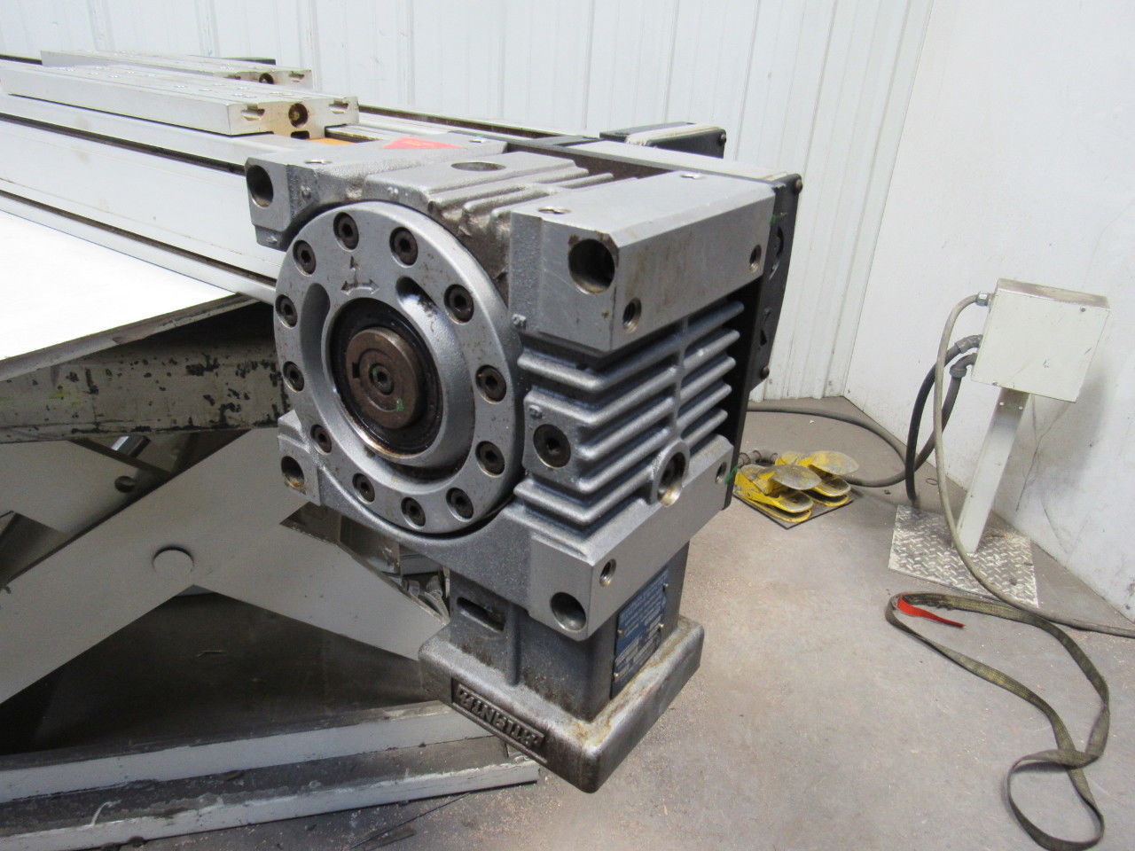 SNR Belt Drive Linear Actuator 63" Travel W/Gear Box &  Non-powered Slide