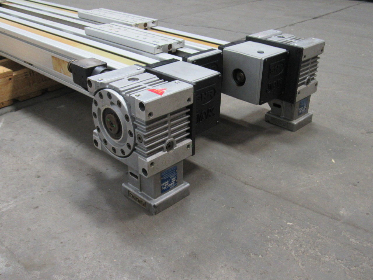 SNR Tandem  Belt Drive Linear Actuator 93" Travel W/Gear Box &  Non-powered Slid