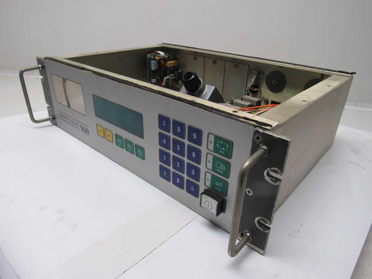Control Gaging Inc 900901-151-2000 Model 900 Gaging Monitor Control 110V