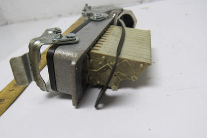 HTS 24 Pin Side Entry Panel Mount Electrical Connector 600V