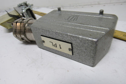 HTS 24 Pin Side Entry Panel Mount Electrical Connector 600V