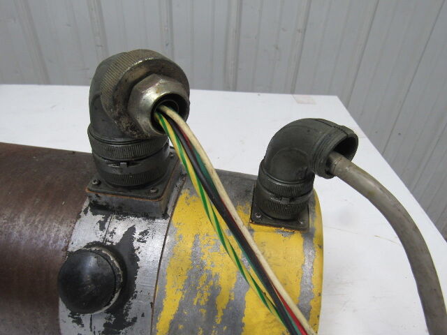Fanuc M-442690 Servo Motor From Hitachi Seiki HT25